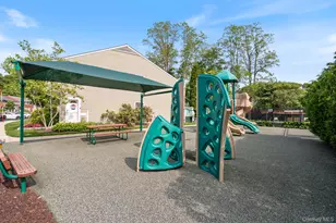 459 Village Dr, Hauppauge, NY 11788 - Photo 25