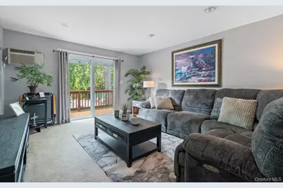 459 Village Drive #459, Hauppauge, NY 11788 - Photo 7