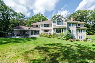 155 Jennings Road, Cold Spring Harbor, NY 11724 - Photo 3