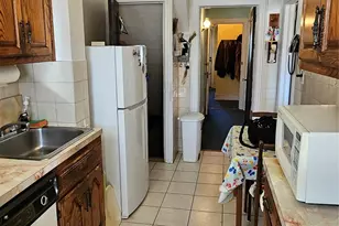 78-54 75th St, Glendale, NY 11385 - Photo 9