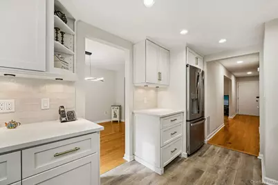 18 Somerset Drive #C, Suffern, NY 10901 - Photo 11