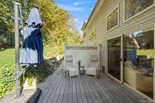 11 Horizon Ct, Huntington, NY 11743 - Photo 21