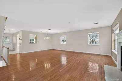 77 Jamie Court, Suffern, NY 10901 - Photo 15