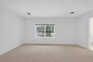 77 Jamie Ct, Suffern, NY 10901 - Photo 27