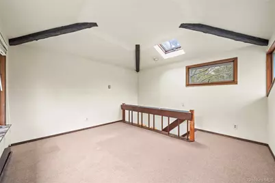 4 Acorn Path, East Quogue, NY 11942 - Photo 13