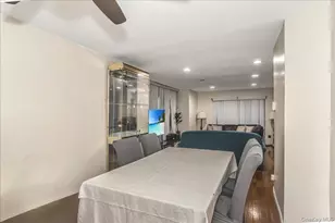 21 Vanderbilt Way, Valley Stream, NY 11581 - Photo 5