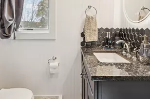 23 Windsor St, Islip, NY 11751 - Photo 19