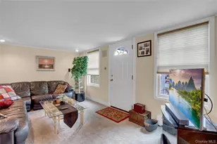 25 Sunnybrook Dr E, Oceanside, NY 11572 - Photo 11