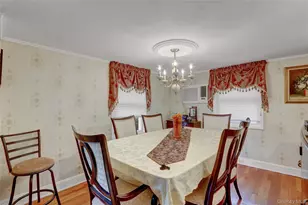 25 Sunnybrook Dr E, Oceanside, NY 11572 - Photo 13