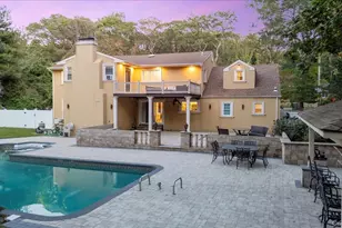 626 Caledonia Rd, Dix Hills, NY 11746 - Photo 43