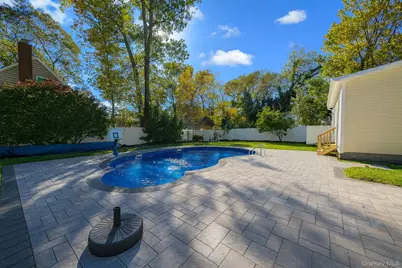 56 Fry Boulevard, Patchogue, NY 11772 - Photo 23