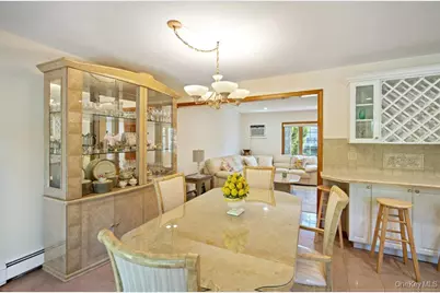 91 15th Avenue, West Babylon, NY 11704 - Photo 9