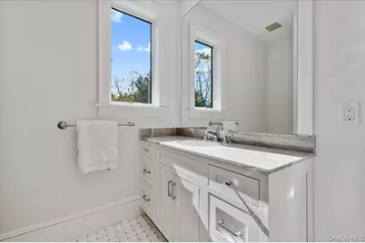 17 Moriches Avenue, East Moriches, NY 11940 - Photo 21