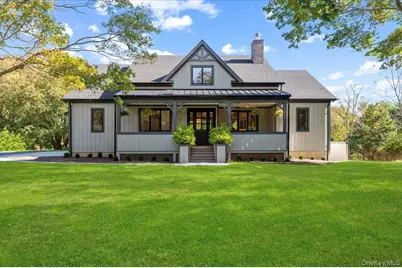 17 Moriches Avenue, East Moriches, NY 11940 - Photo 3