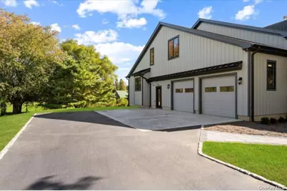 17 Moriches Avenue, East Moriches, NY 11940 - Photo 49