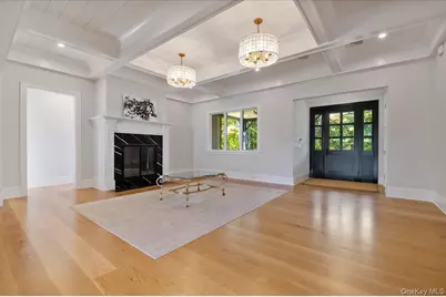 17 Moriches Avenue, East Moriches, NY 11940 - Photo 7