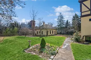 180-24 Grand Central Pkwy, Jamaica, NY 11432 - Photo 31