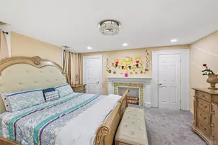 160 Bedford Ave, Merrick, NY 11566 - Photo 21