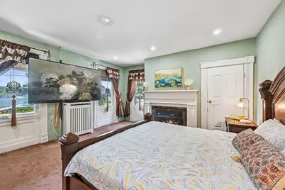 160 Bedford Avenue, Merrick, NY 11566 - Photo 17