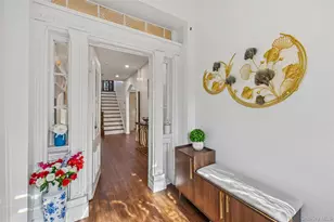 160 Bedford Ave, Merrick, NY 11566 - Photo 3