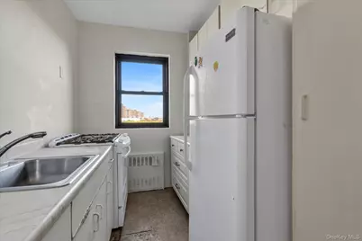 99-05 63rd Drive #3U, Rego Park, NY 11374 - Photo 7