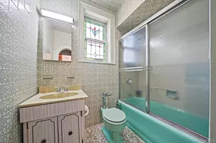 84-02 Midland Pkwy, Jamaica, NY 11432 - Photo 15