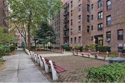 2717 E 28th Street #4E, Brooklyn, NY 11235 - Photo 15