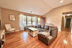 59 Hammond Ln, Centereach, NY 11720 - Photo 3