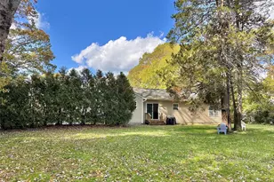 59 Hammond Ln, Centereach, NY 11720 - Photo 17