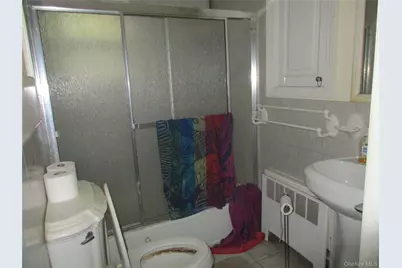 110 Bellecrest Avenue, East Northport, NY 11731 - Photo 9