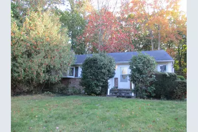 110 Bellecrest Avenue, East Northport, NY 11731 - Photo 13