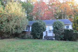 110 Bellecrest Ave, East Northport, NY 11731 - Photo 13