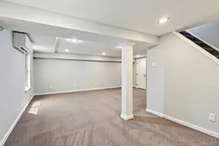 40 Elm St, Hicksville, NY 11801 - Photo 23