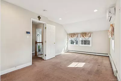 40 Elm Street, Hicksville, NY 11801 - Photo 15