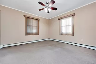 44 Sparrow Ln, Levittown, NY 11756 - Photo 11