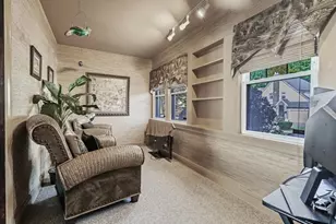 186-34 Henley Rd, Jamaica, NY 11432 - Photo 7