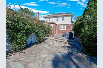 186-34 Henley Road, Jamaica, NY 11432 - Photo 23