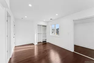 1064 Mora Pl, Woodmere, NY 11598 - Photo 21