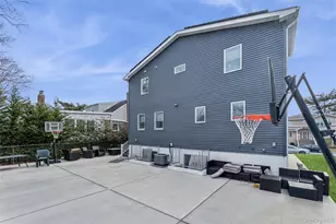 1064 Mora Pl, Woodmere, NY 11598 - Photo 3