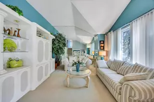 23 Longstreet Dr, Lake Grove, NY 11755 - Photo 17