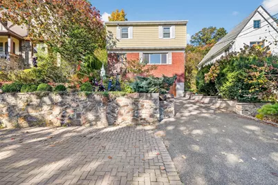 25 Avondale Road, Yonkers, NY 10710 - Photo 1