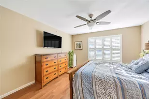 17 Hunter Dr, Central Islip, NY 11722 - Photo 19