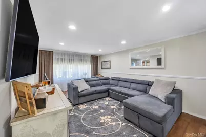 80 S Bedford Avenue, Islandia, NY 11749 - Photo 5