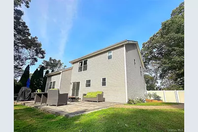 96 Magnolia Drive, Rocky Point, NY 11778 - Photo 5