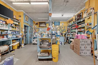 526 City Island Avenue, Bronx, NY 10464 - Photo 9