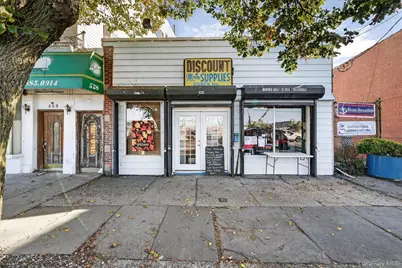 526 City Island Avenue, Bronx, NY 10464 - Photo 1