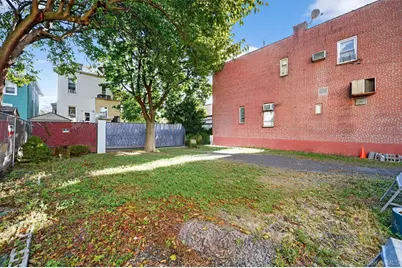 526 City Island Avenue, Bronx, NY 10464 - Photo 25