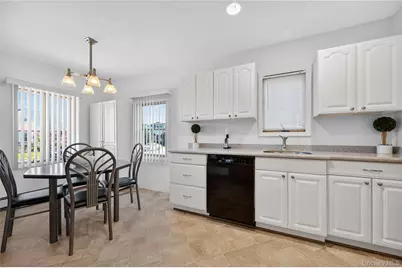 242 James Street, Franklin Square, NY 11010 - Photo 9