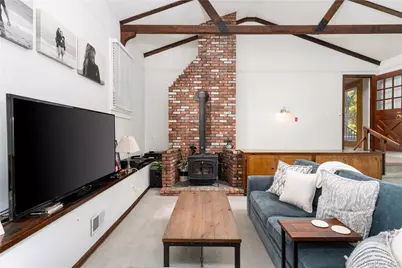 8 Foxboro Road, Hampton Bays, NY 11946 - Photo 21