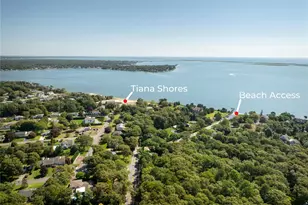 8 Foxboro Rd, Hampton Bays, NY 11946 - Photo 11